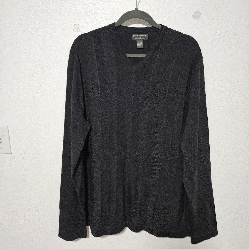 Banana Republic fine Italian merino wool size xlarge